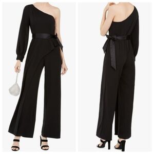 Adrianna Papell Black One-Shoulder Jumpsuit